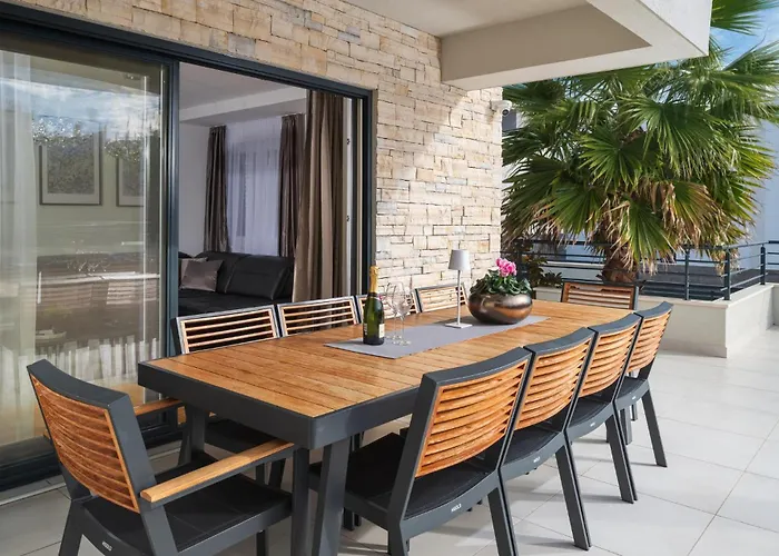 Roca Привлака